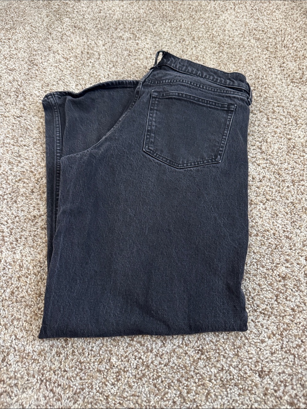 ABERCROMBIE AND FITCH LOW RISE BAGGY JEANS